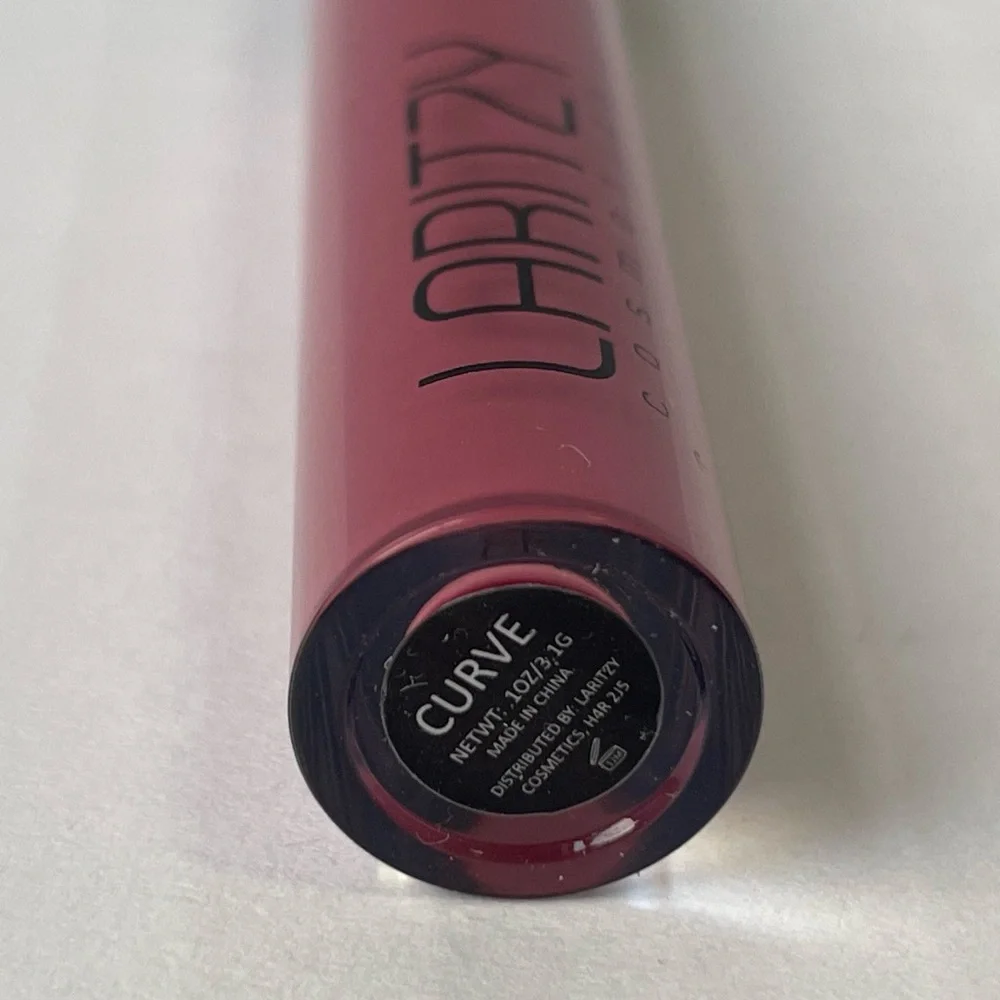Laritzy Cosmetics Lip Gloss Curve: Light mauve